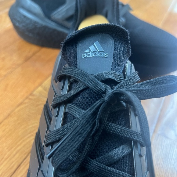 Adidas Ultra Boost 22 Primeknit Triple Black Men’s Size 11.5 (128139498) - Picture 11 of 13